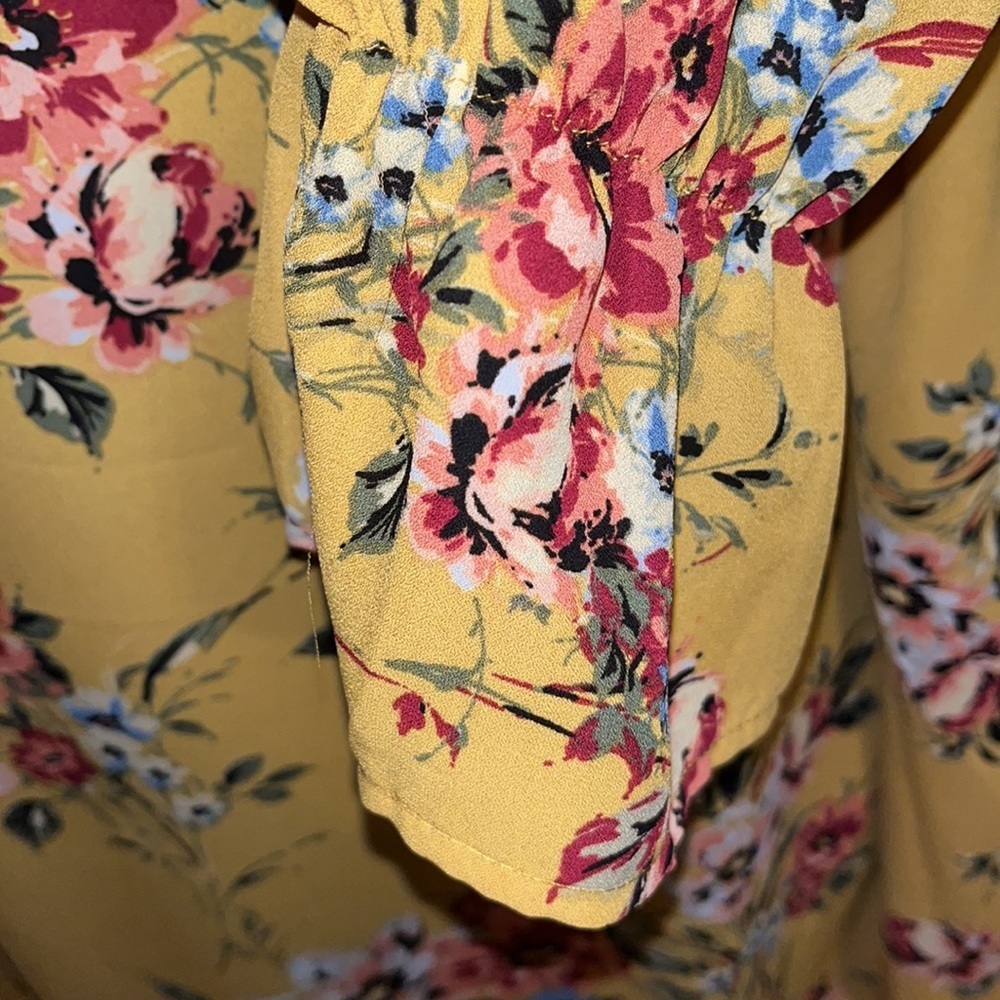 Zac & Rachel Floral Blouse Size XL - Picture 3 of 5